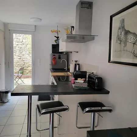 Maison De Renovee Avec Terrasse Et Parking * 알랑송